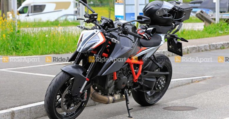 KTM 1290 Super Duke R 2020