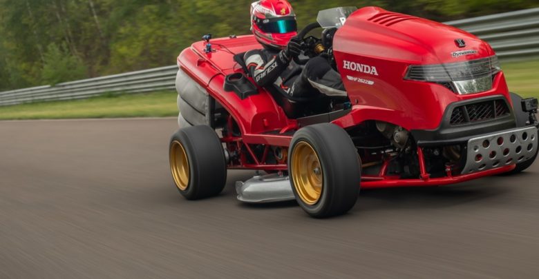 Газонокосилка Honda Mean Mower V2 ставит рекорды скорости