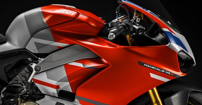 Ducati отзывает Panigale V4