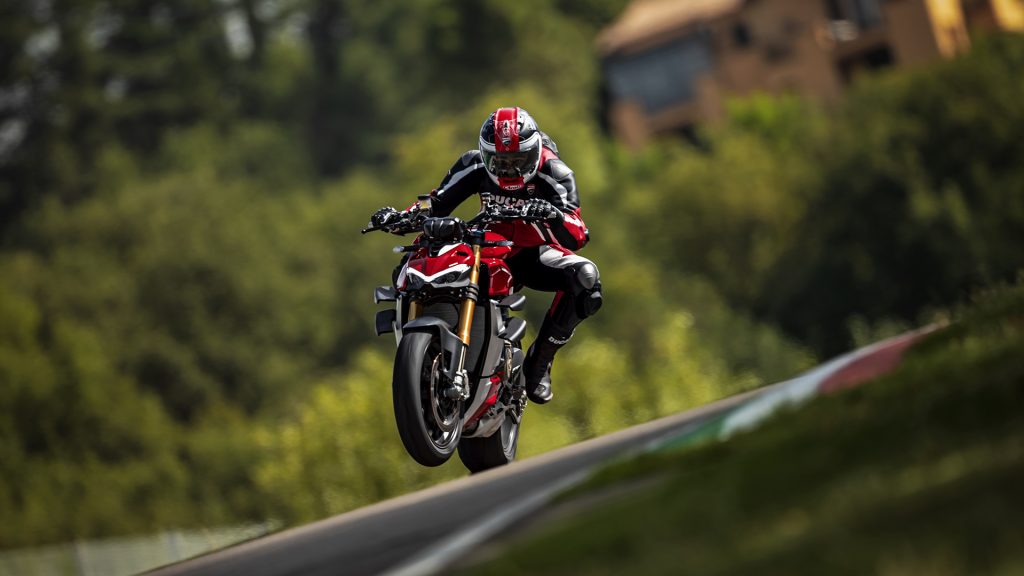 Представлен Ducati Streetfighter V4 / V4S 2020