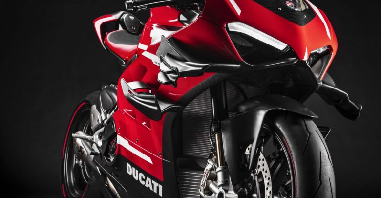 Ducati Superleggera V4 2020 | 230 л.с. за 100000$!